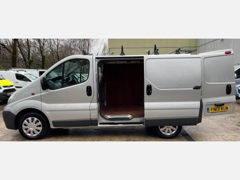 Vauxhall Vivaro 2.0 2700 CDTi Panel Van 4dr Diesel Manual FWD L1 (195 g/km, 113 bhp) 17