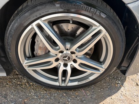 Mercedes-Benz E Class E 300 AMG LINE PREMIUM 36