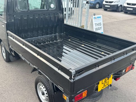 Daihatsu Hijet 16