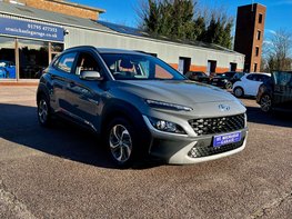 Hyundai KONA 1.6 Kona SE Connect GDi HEV Semi-Auto 5dr 4