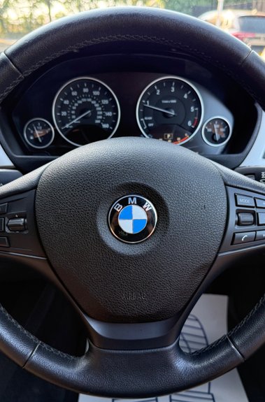 BMW 3 Series 320D XDRIVE SE TOURING -£6K EXTRAS - PRO NAV -CAMERA - AUTOMATIC  