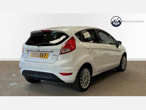 Ford Fiesta 1.0T EcoBoost Titanium Euro 5 (s/s) 5dr 5