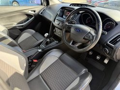 Ford Focus 2.0T EcoBoost ST-2 Hatchback 5dr Petrol Manual Euro 6 (s/s) (250 ps) 2