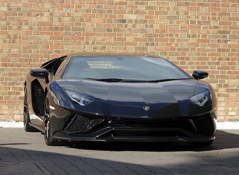 Lamborghini Aventador S 1