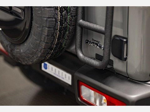 Suzuki Jimny Sierra ALLGrip SUV 1.5 Euro 6 (101 ps) 79