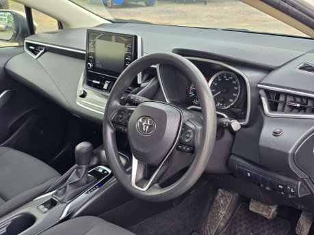Toyota Corolla 1.8 VVT-h Design Touring Sports 5dr Petrol Hybrid CVT Euro 6 (s/s) (122 ps) 43