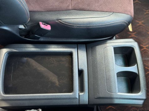 Toyota Alphard V6 4WD TOWBAR 86