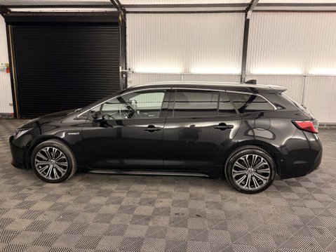 Toyota Corolla 1.8 VVT-h Excel Touring Sports CVT Euro 6 (s/s) 5dr 50