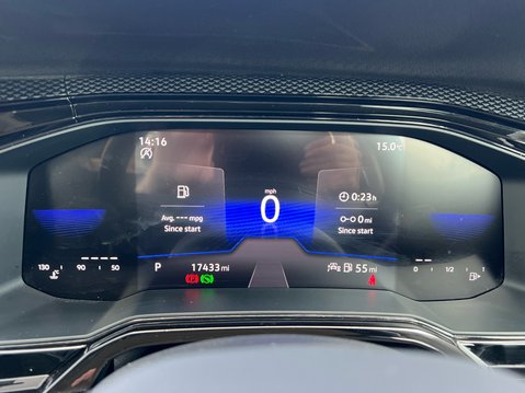 Volkswagen Polo LIFE TSI DSG 11