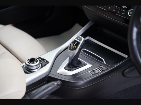 BMW 2 Series 3.0 M240i Auto Euro 6 (s/s) 2dr 16