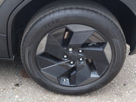 Suzuki e Vitara 61kWh Motion Auto 5dr 30