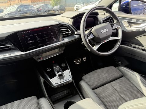 Audi Q4 40 S line SUV 5dr Electric Auto 82kWh (204 ps) 29