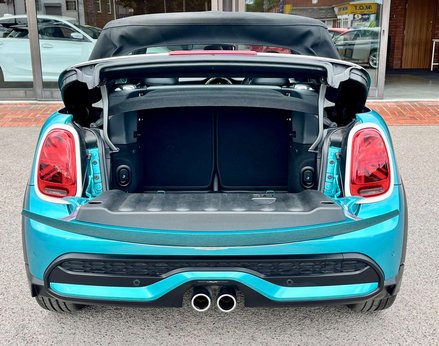 Mini Convertible 2.0 Cooper S Seaside Edition Auto 3dr 89