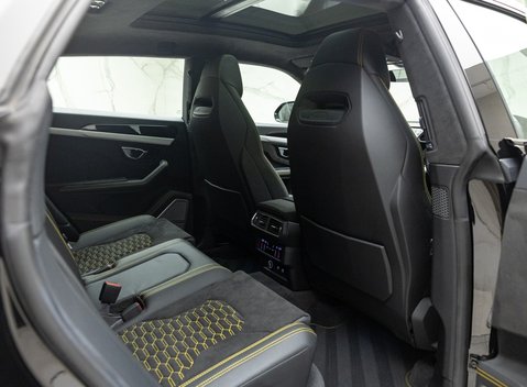 Lamborghini Urus S 21