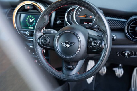 Mini Hatch 2.0 Cooper S Sport 3dr 29