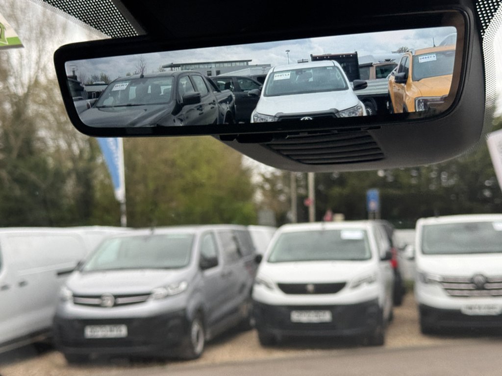 2023 Ford Transit CustomCrew Cab AUTO SWB L1H1 Limited 320 A/C Alloys Camera Sensors EURO 6 — thumbnail 30 of 51