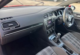 Volkswagen Golf 2.0 TDI BlueMotion Tech GTD 5 Door 25