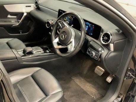 Mercedes-Benz CLA Class 1.3 CLA 200 AMG Line Auto 5dr 3