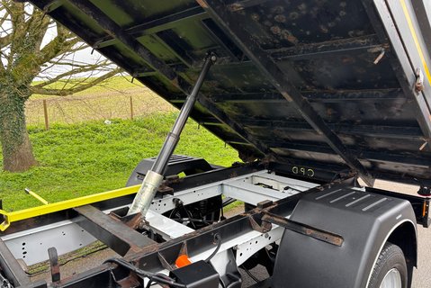 Ford Transit 350 Drw L3 130ps Utility Cab Tipper - Tow Axle 8