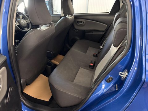 Toyota Yaris 1.5 VVT-i Icon Tech Euro 6 5dr 8
