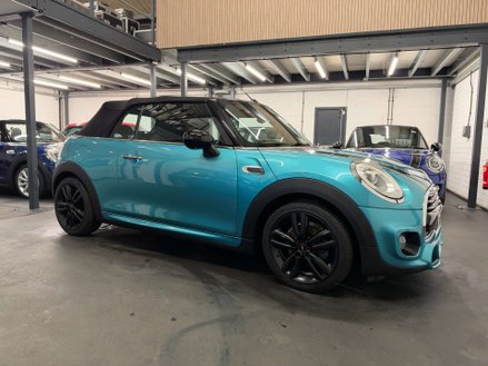 Mini Convertible 1.5 Cooper 2dr
