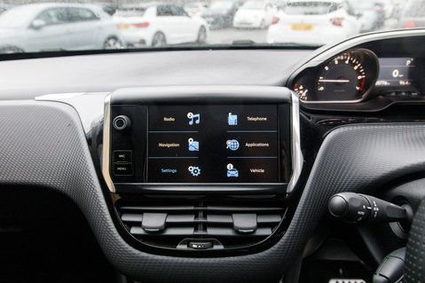 Peugeot 2008 PURETECH S/S GT LINE 22