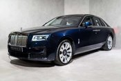 Rolls-Royce Ghost V12. STARLIGHT. H, C & M SEATS. REAR ENTERTAINMENT. HUD. A/CRUISE CONTROL 3