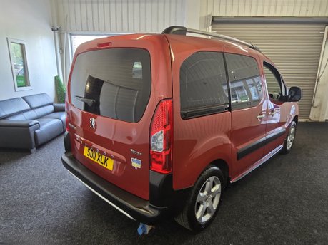 Peugeot Partner TEPEE OUTDOOR HDI 7