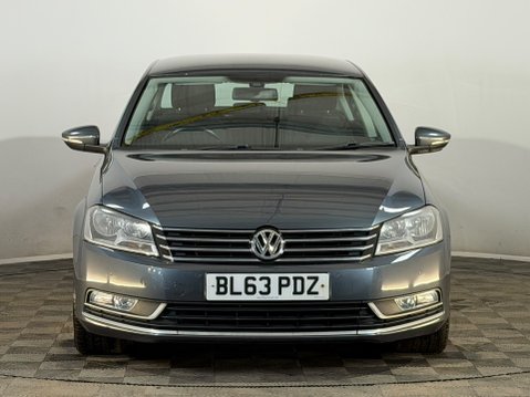 Volkswagen Passat HIGHLINE TSI BLUEMOTION TECHNOLOGY 2
