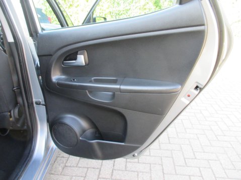 Kia Venga 1.6 2 Euro 6 (s/s) 5dr 33