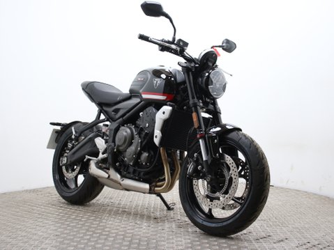 Triumph Trident TRIDENT 660 3