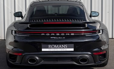 Porsche 911 (992) Turbo S 5