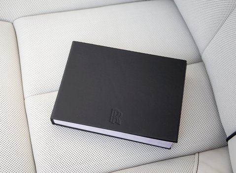 Rolls-Royce Cullinan 37