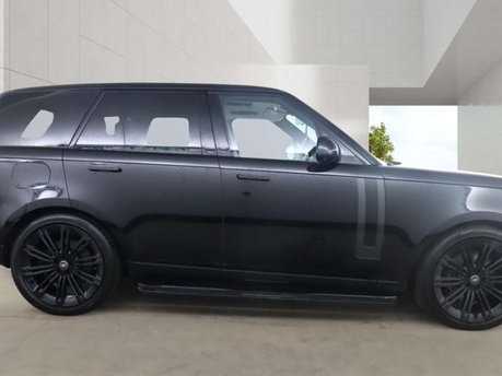 Land Rover Range Rover 4.4 Range Rover First Edition Auto 4WD 5dr 13