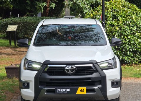 Toyota Hilux 2.8 HI-Luxury Invincible X D-4D 4WD Double Cab Auto 4WD 5dr 58