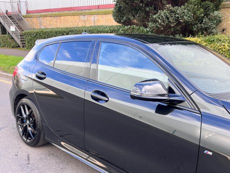 BMW 1 Series 1.5 118i M Sport (LCP) Hatchback 5dr Petrol DCT Euro 6 (s/s) (136 ps) 45