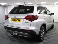 Suzuki Vitara SZ-T BOOSTERJET MHEV 11