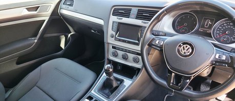 Volkswagen Golf MATCH TSI BLUEMOTION TECHNOLOGY..10 SERVICES..LAST OWNER 9 YEARS.. 1