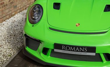 Porsche 911 (991.2) GT3 RS 24