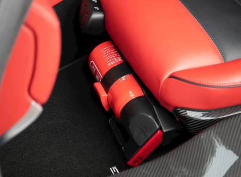 Mercedes-Benz SLS AMG 27