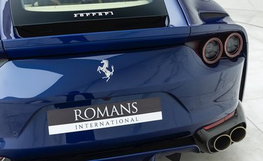 Ferrari 812 Superfast 25