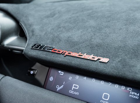 Ferrari 812 Competizione 22