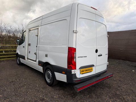 Mercedes-Benz Sprinter 2.0 315 CDI Progressive RWD L2 H2 Euro 6 (s/s) 5dr 5