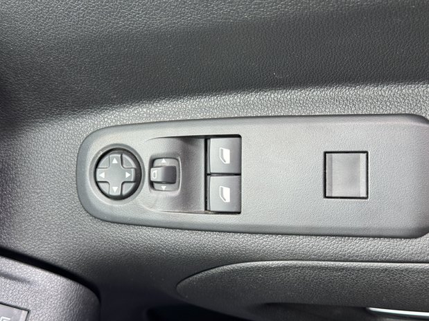 Vauxhall Combo Crew Cab [SOLD CR] LWB L2H1 Low Roof Prime Air Con Cruise Sensors Nav EURO 28