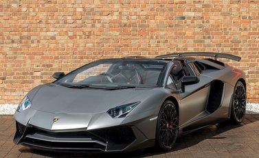 Lamborghini Aventador SV LP750-4 Roadster 6