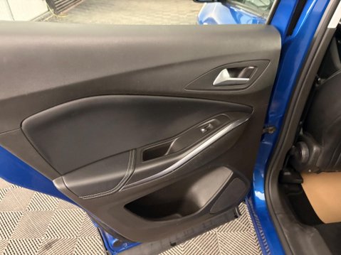 Vauxhall Grandland X 1.2 Turbo Sport Nav Auto Euro 6 (s/s) 5dr 29