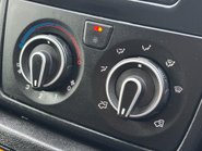 Peugeot Boxer 333 L1 H1 120 ps BlueHdi Professional - Sat Nav & Air Con 18