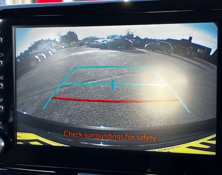 Toyota Yaris 1.5 Yaris Design HEV CVT 5dr 37