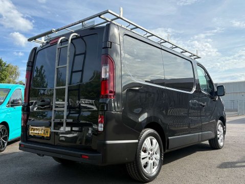 Renault Trafic 2.0 dCi Blue SL28 Sport Panel Van 5dr Diesel Manual L1 H1 Euro 6 (s/s) (130 25