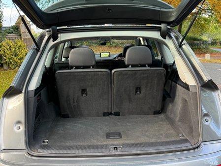 Audi Q7 TDI QUATTRO SE 44